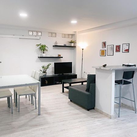 Gmc Turistics - Great Apartment For Groups & Families Málaga Eksteriør bilde