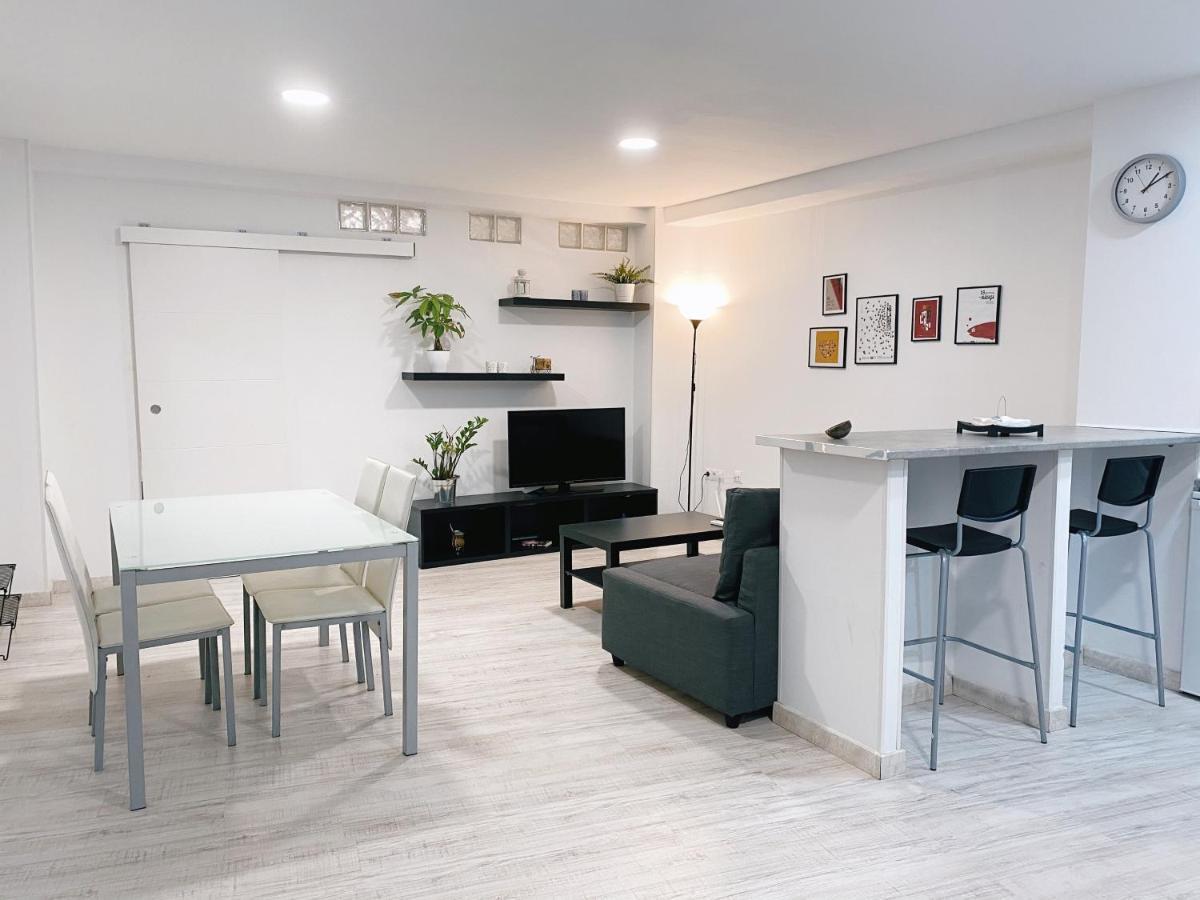 Gmc Turistics - Great Apartment For Groups & Families Málaga Eksteriør bilde