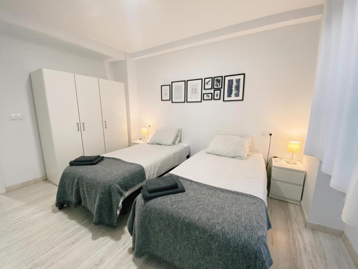 Gmc Turistics - Great Apartment For Groups & Families Málaga Eksteriør bilde