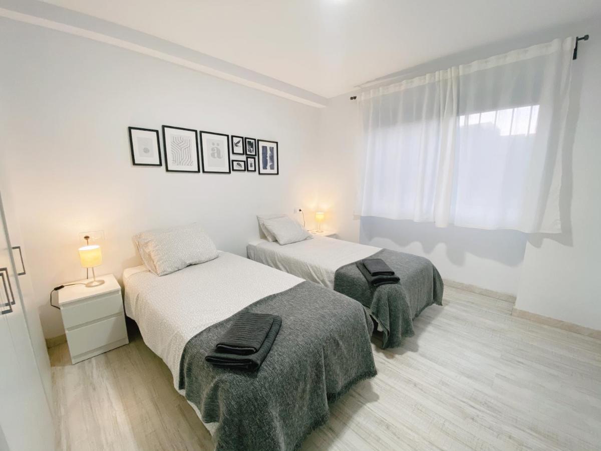 Gmc Turistics - Great Apartment For Groups & Families Málaga Eksteriør bilde